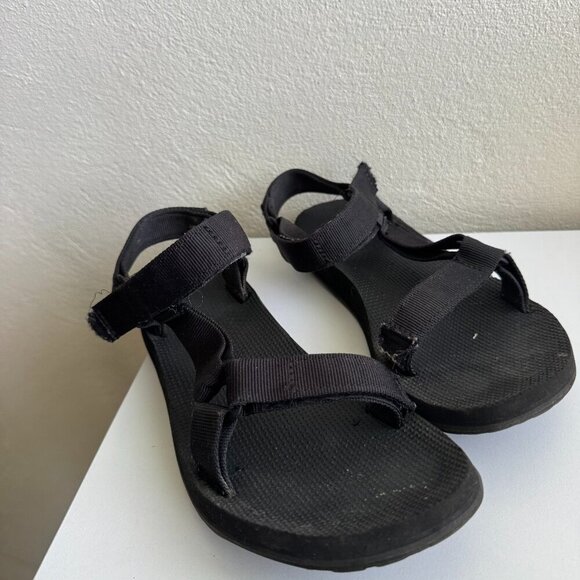 Teva Shoes - Teva Black Strappy Sport Sandals – Women’s Size 7–
